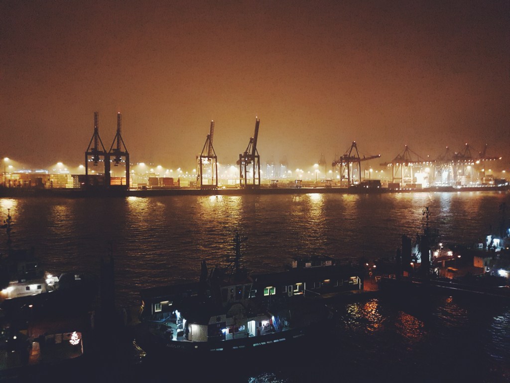 Ins Telefon lächeln