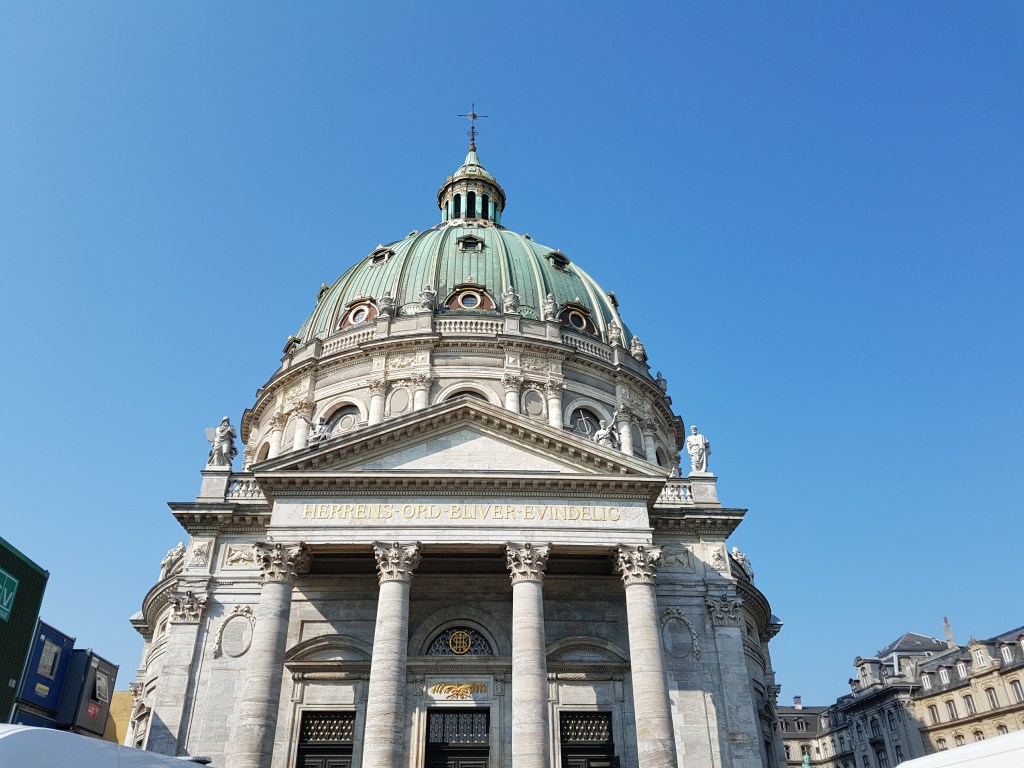 Wie hast du’s mit der&nbsp;Religion?